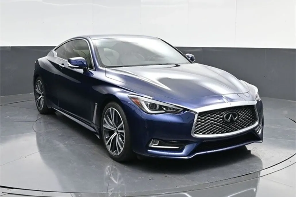 2022 Infiniti Q60 Luxe photo 1