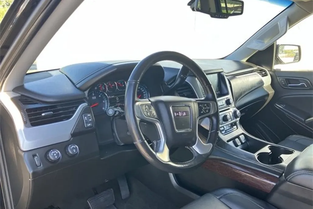 2018 Gmc Yukon XL SLT photo 1