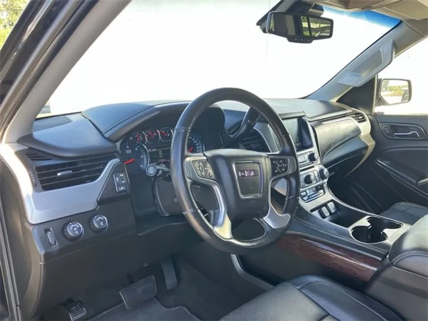2018 Gmc Yukon XL SLT photo 1