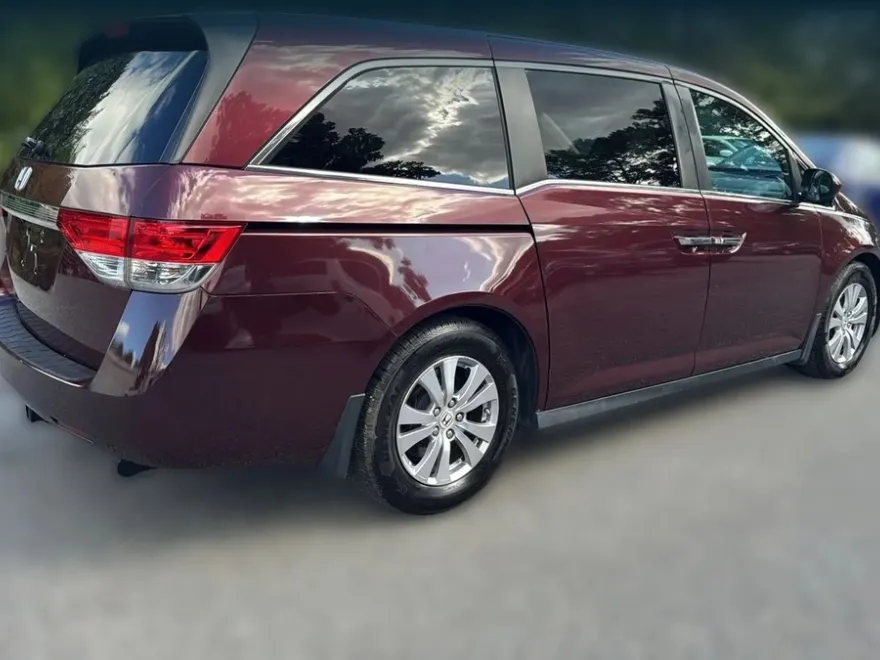2016 Honda Odyssey EX-L photo 1