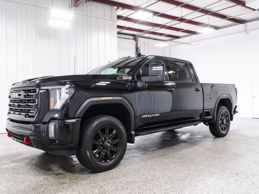 2024 Gmc Sierra HD AT4 photo 1