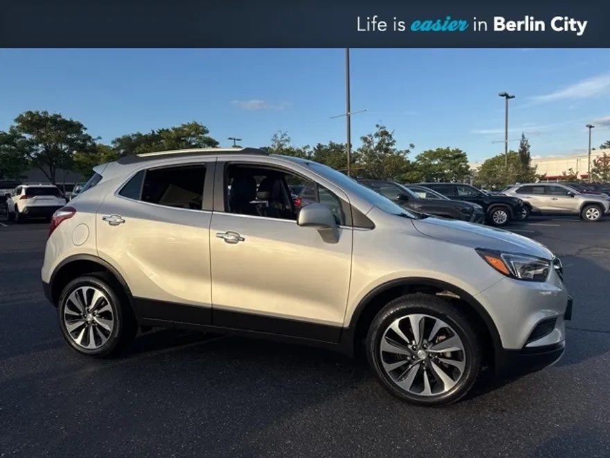 2022 Buick Encore Preferred photo 1
