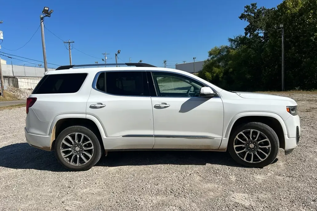 2021 Gmc Acadia Denali photo 1