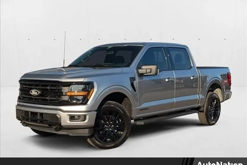 2025 Ford F-150 XLT photo 1
