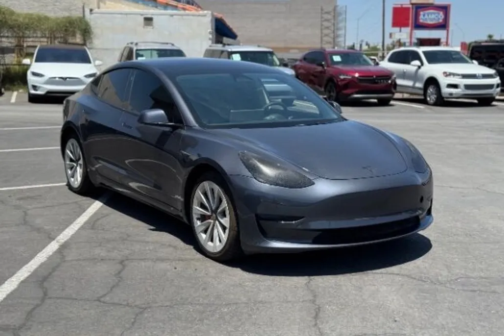 2023 Tesla Model 3 Performance All-Wheel Drive photo 1
