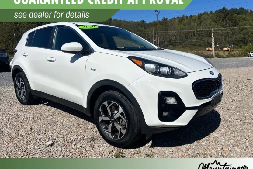 2020 Kia Sportage LX photo 1