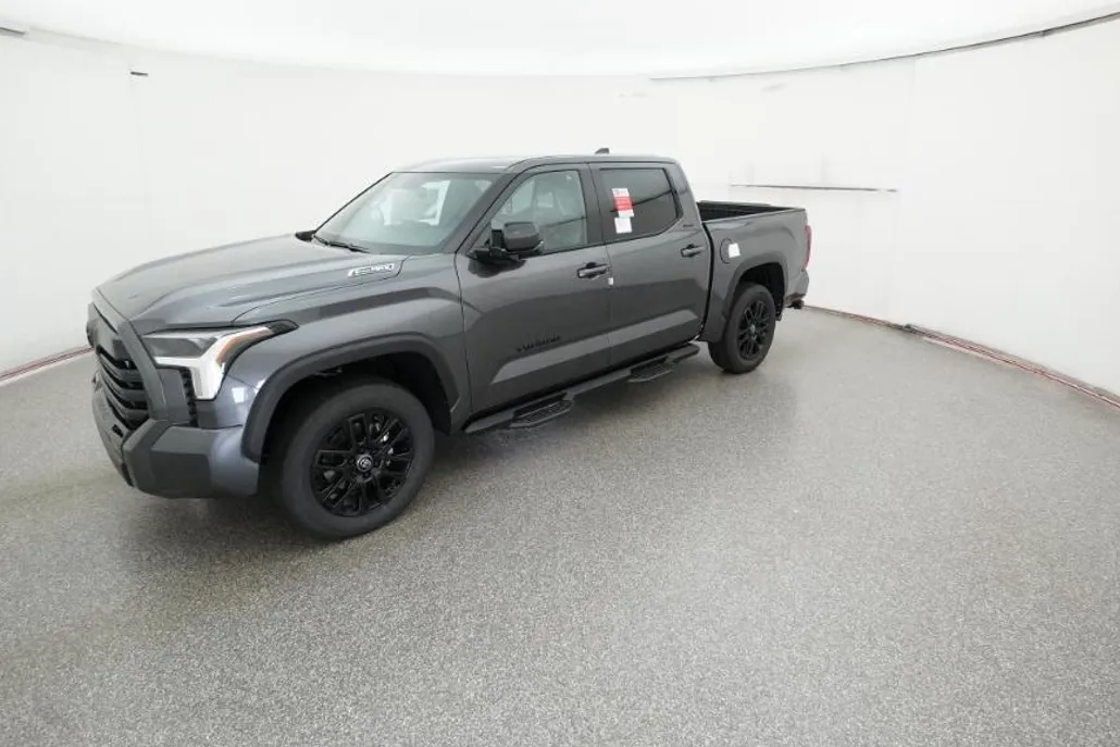 2026 Toyota Tundra Limited CrewMax photo 1