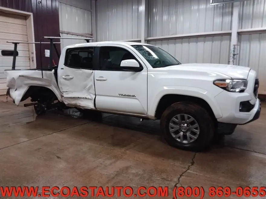 2018 Toyota Tacoma SR photo 1