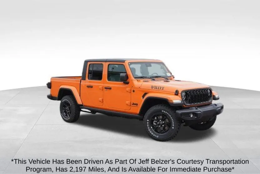 2025 Jeep Gladiator Willys photo 1