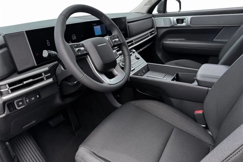 2026 Hyundai Santa Fe SE photo 1