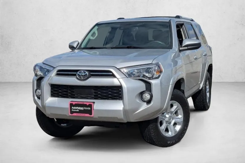 2020 Toyota 4Runner SR5 photo 1