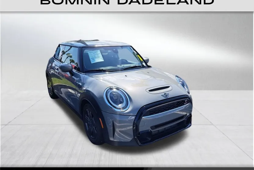 2023 Mini Cooper Hardtop S photo 1