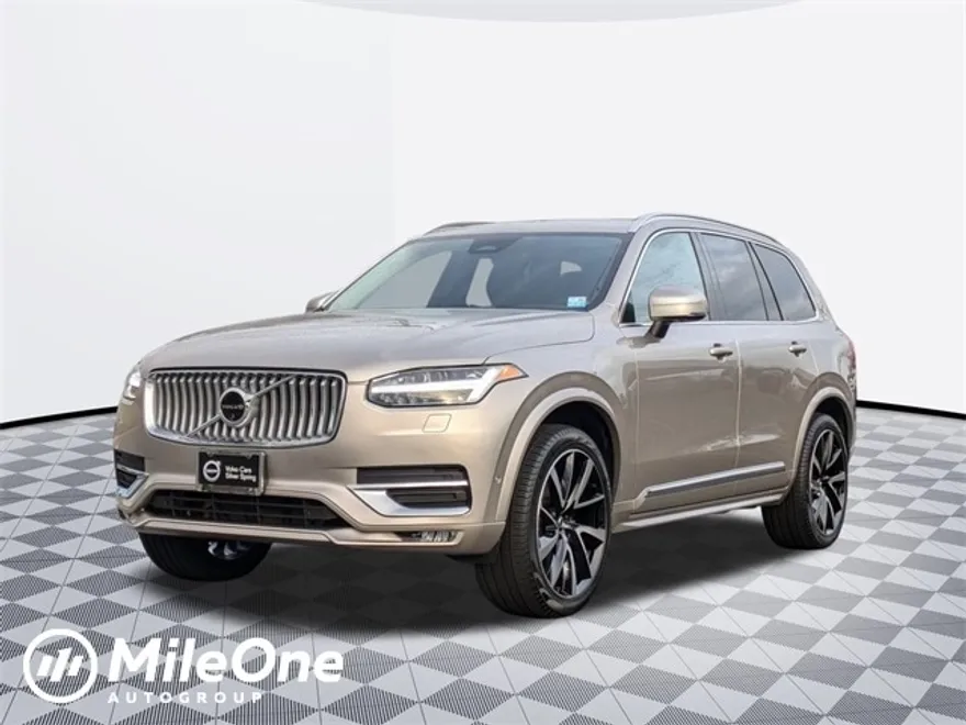 2025 Volvo XC90 Plus photo 1