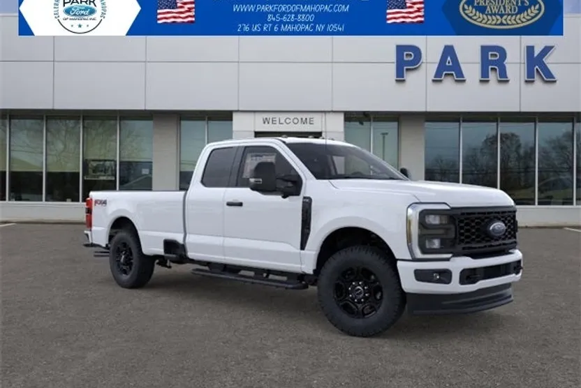 2025 Ford F-350 XL photo 1