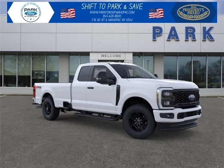 2025 Ford F-350 XL photo 1