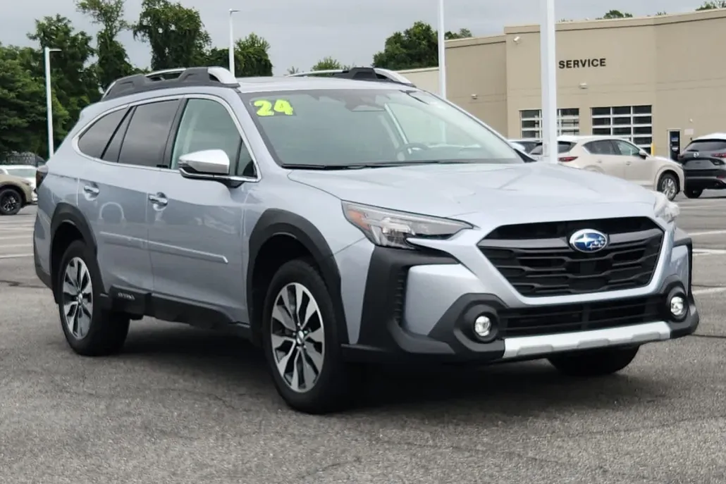 2024 Subaru Outback Touring XT photo 1