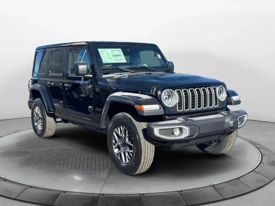 2025 Jeep Wrangler Sahara photo 1