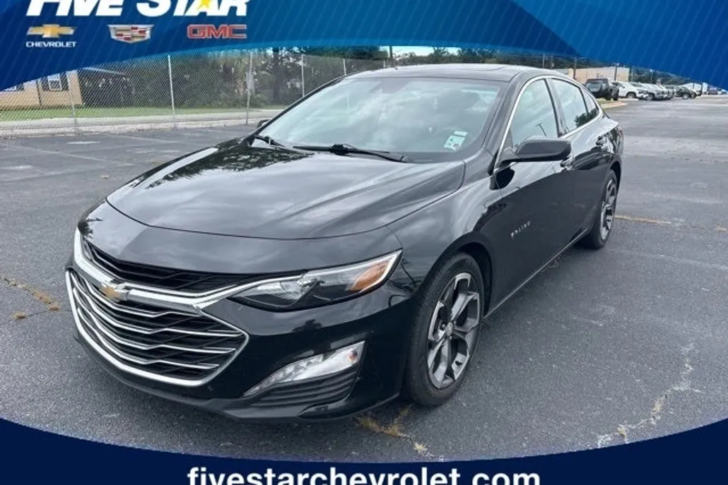 2023 Chevrolet Malibu 1LT photo 1