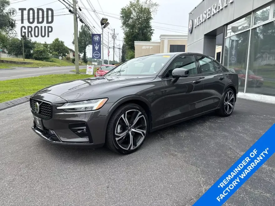 2025 Volvo S60 B5 AWD Core photo 1