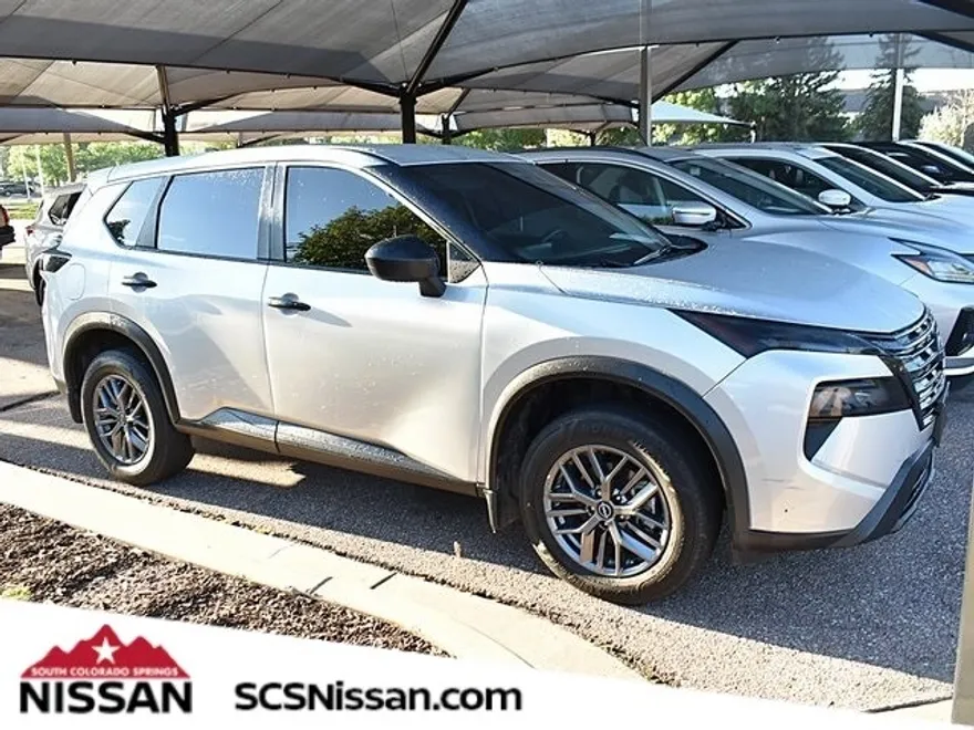 2024 Nissan Rogue S photo 1