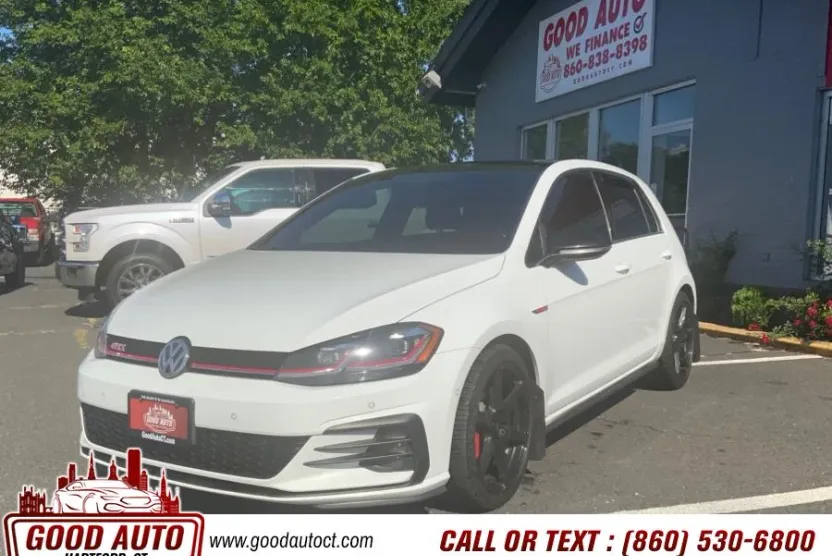 2021 Volkswagen Golf GTI S photo 1