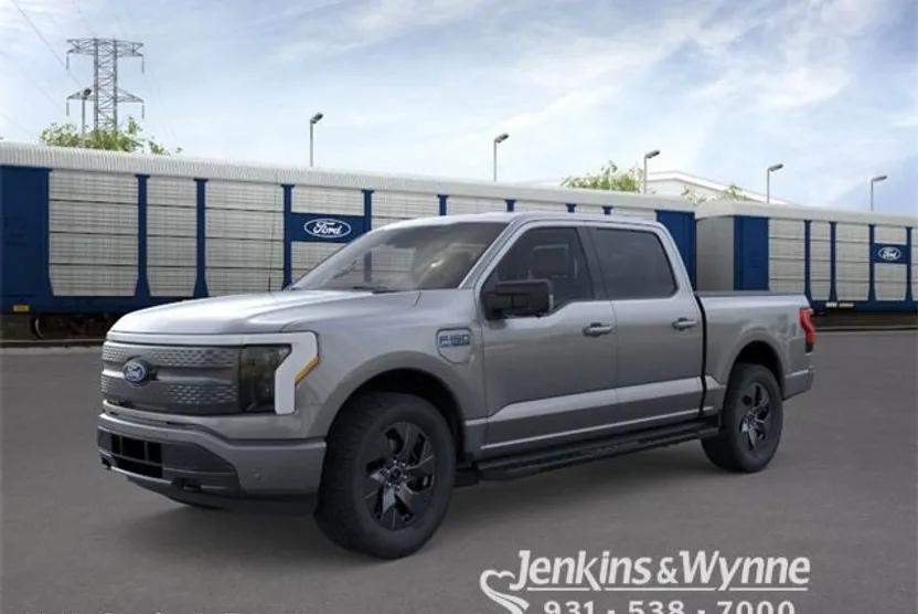 2025 Ford F-150 Lightning photo 1