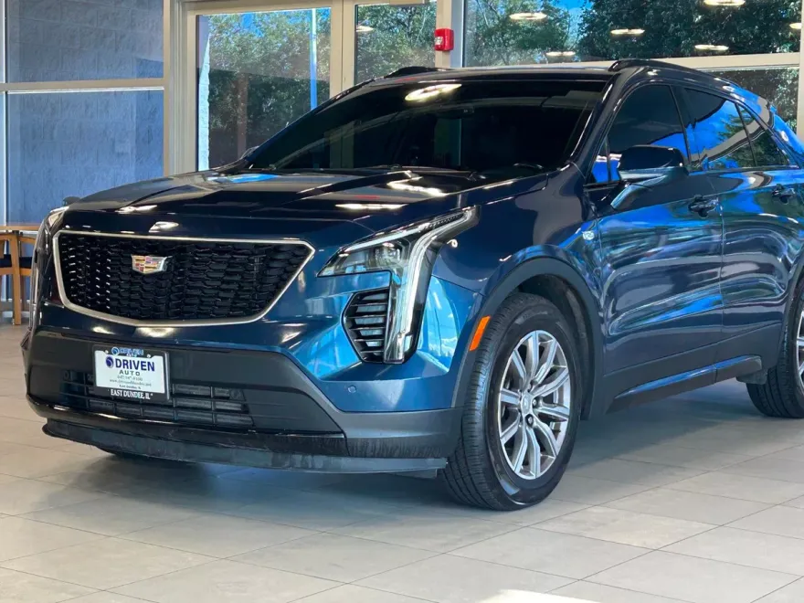 2019 Cadillac XT4 Sport photo 1