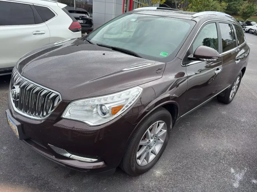 2017 Buick Enclave Leather photo 1