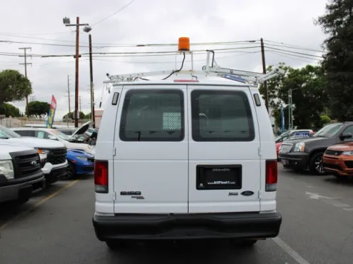 2013 Ford E-150 photo 4