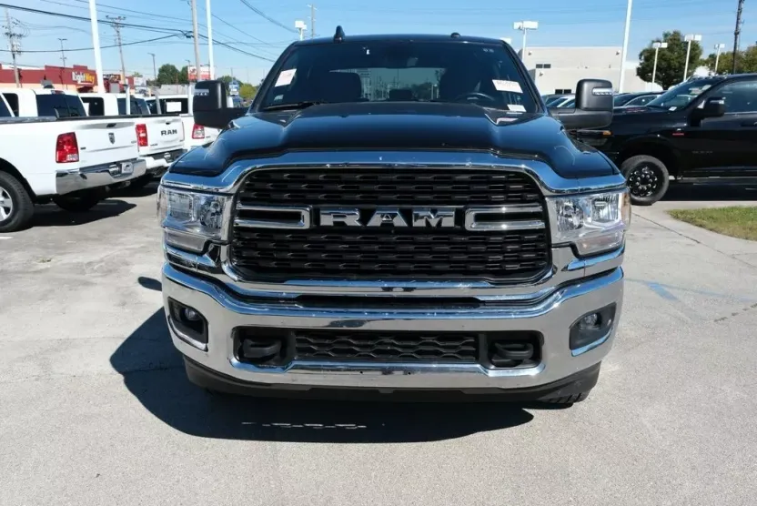 2024 Ram 2500 Big Horn photo 1