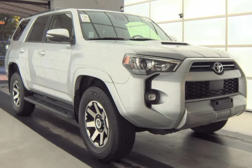 2024 Toyota 4Runner TRD Off-Road Premium photo 1