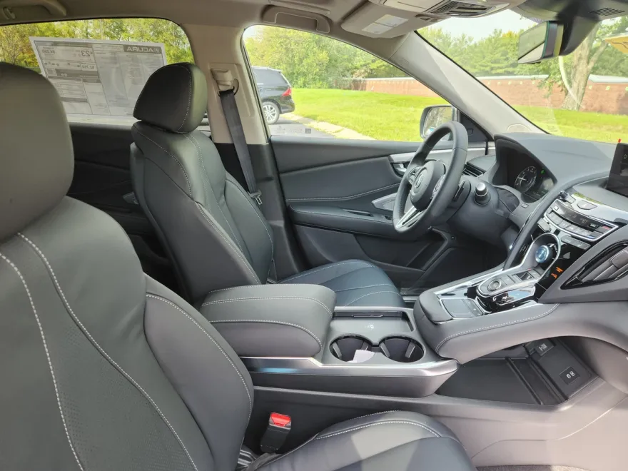 2025 Acura RDX Technology photo 1