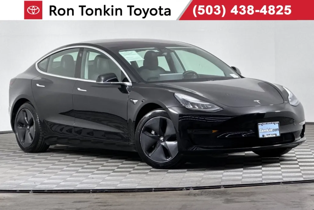 2018 Tesla Model 3 Long Range photo 1