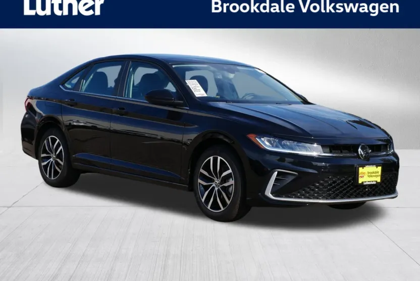 2025 Volkswagen Jetta SE photo 1
