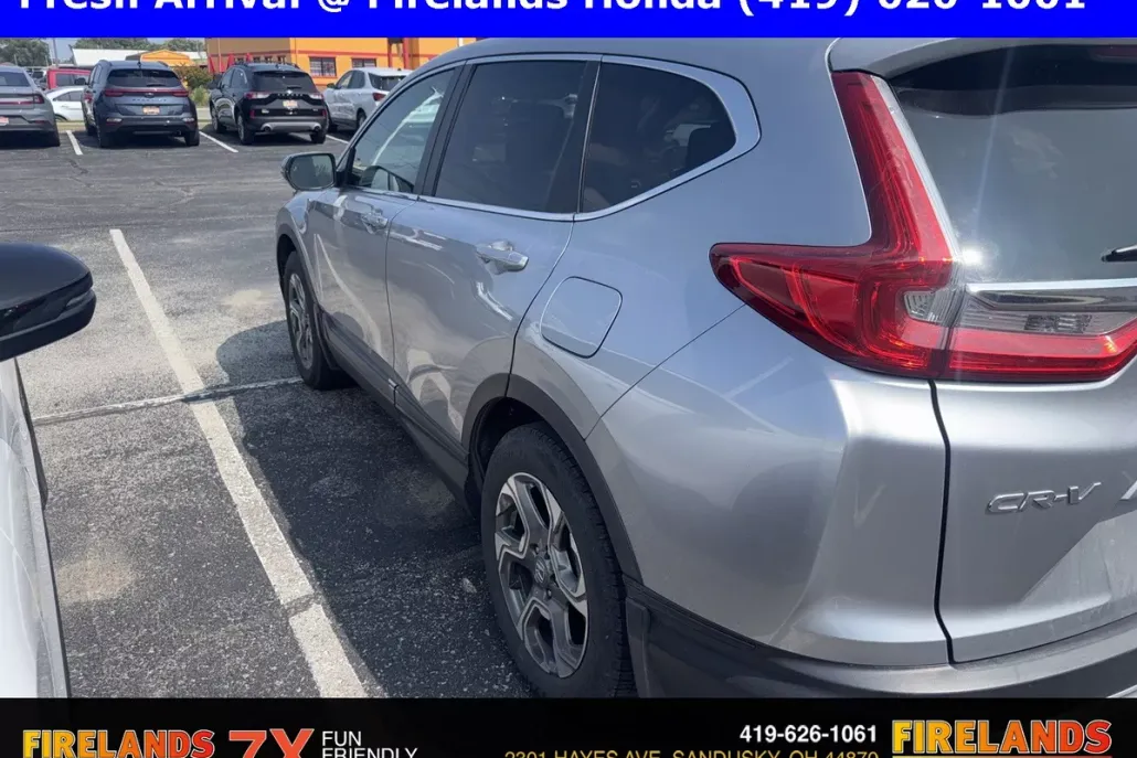2017 Honda CR-V EX photo 1