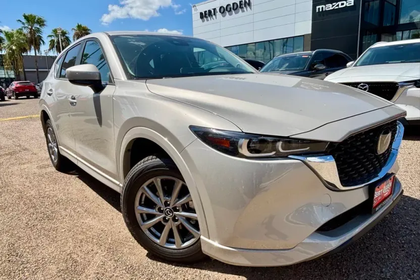 2025 Mazda CX-5 2.5 S Preferred photo 1