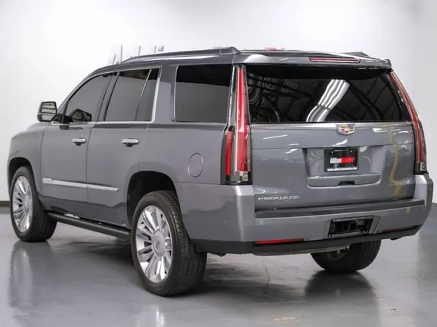 2020 Cadillac Escalade Platinum photo 8