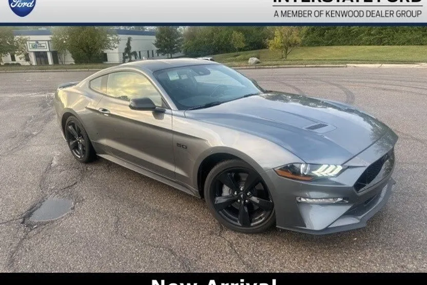 2022 Ford Mustang GT photo 1
