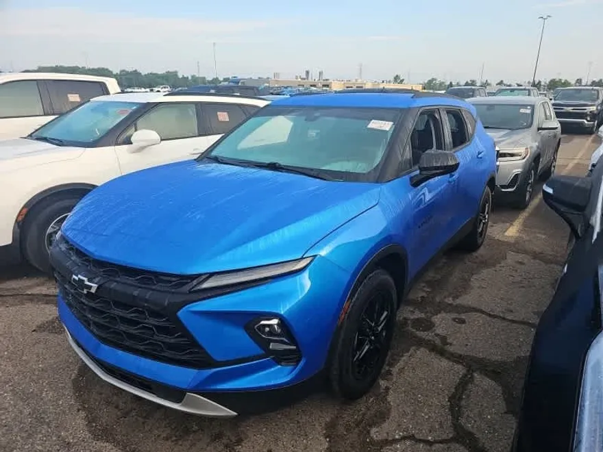 2024 Chevrolet Blazer 2LT photo 1