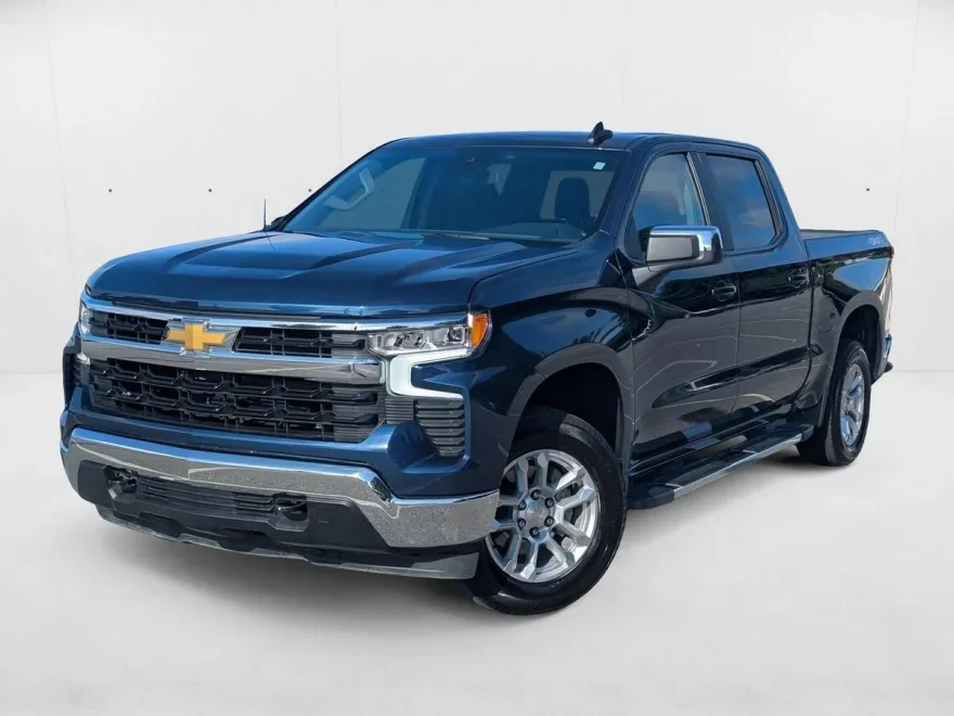 2022 Chevrolet Silverado 1500 LT photo 1