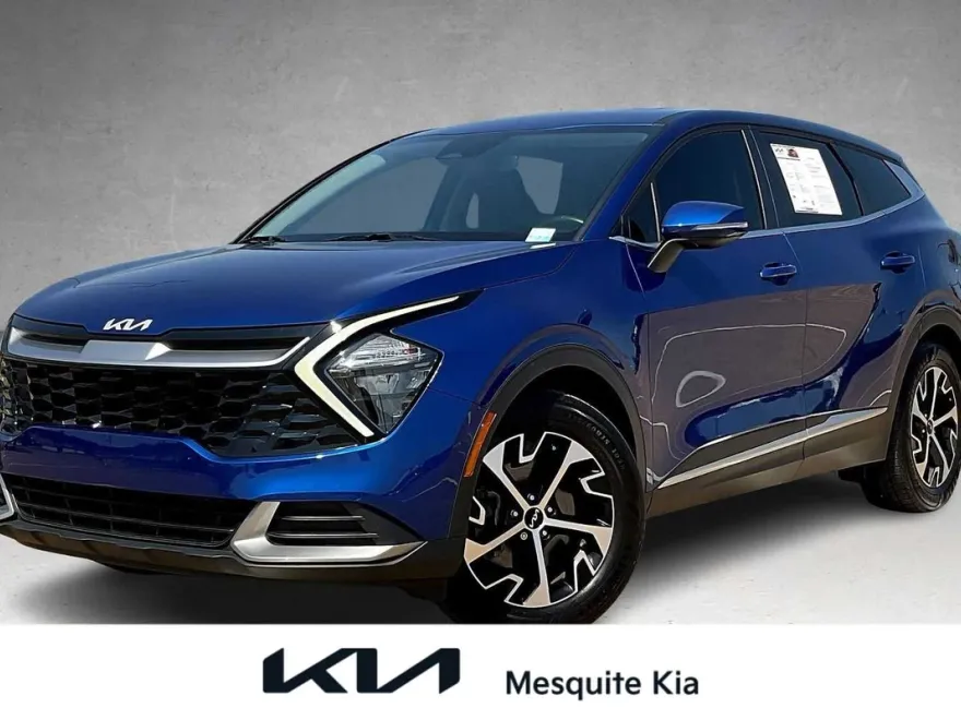 2023 Kia Sportage EX photo 1