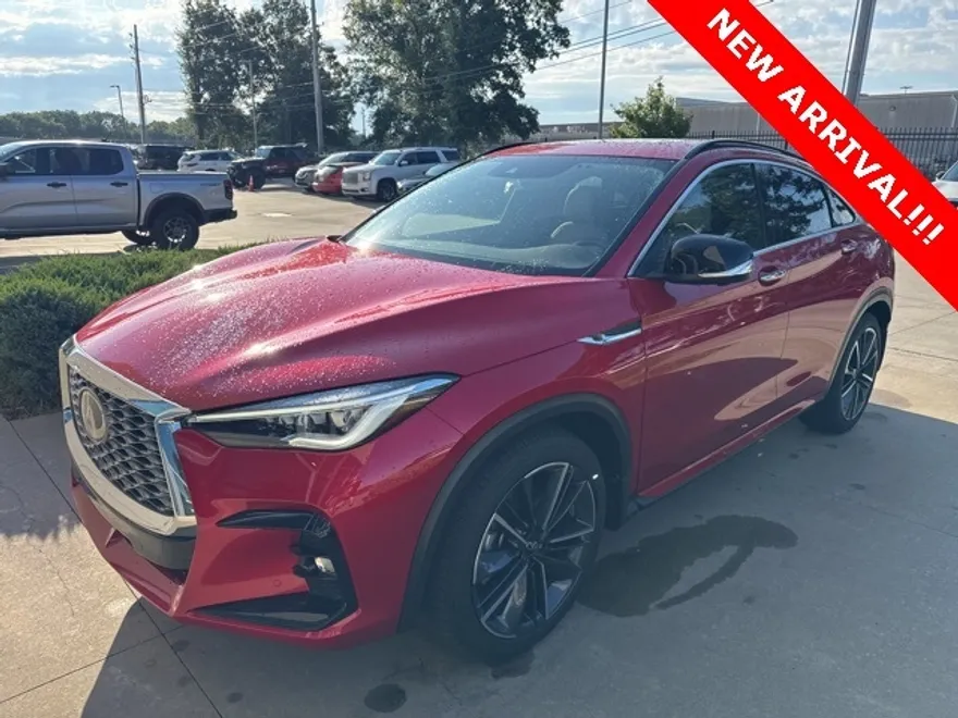 2025 Infiniti QX55 Essential photo 1