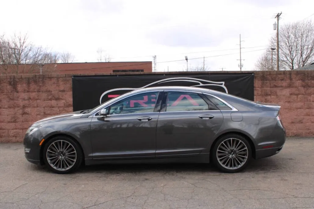 2015 Lincoln MKZ photo 1