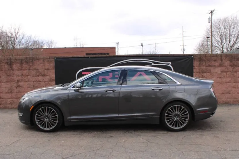 2015 Lincoln MKZ photo 1