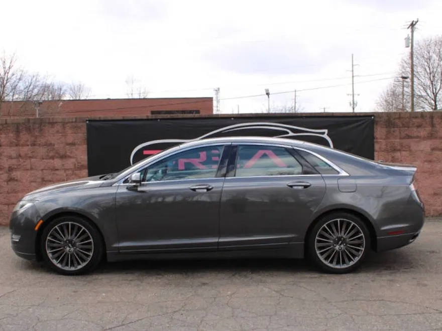 2015 Lincoln MKZ photo 1
