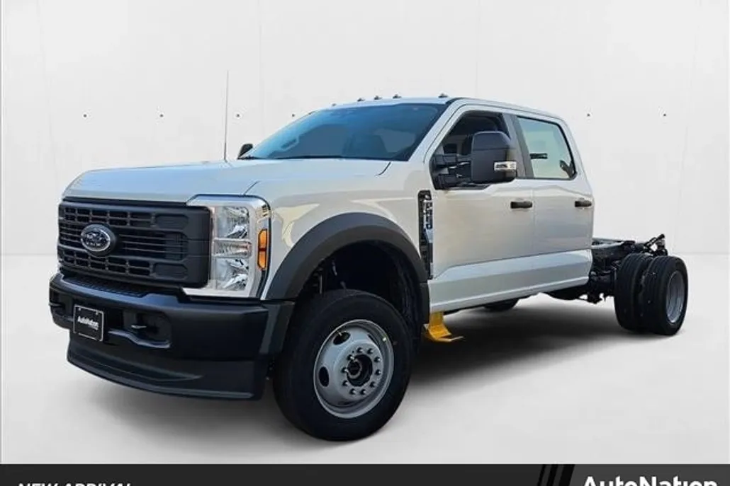 2025 Ford F-450 XL photo 1