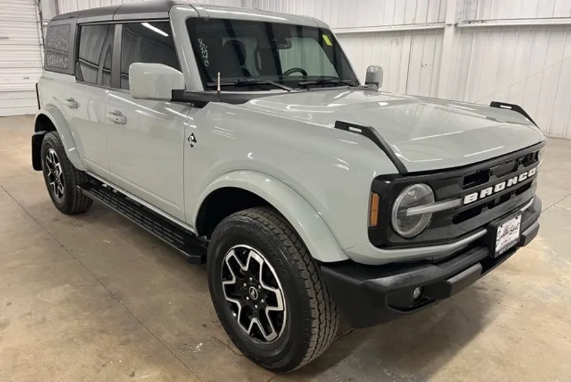 2023 Ford Bronco Big Bend photo 1