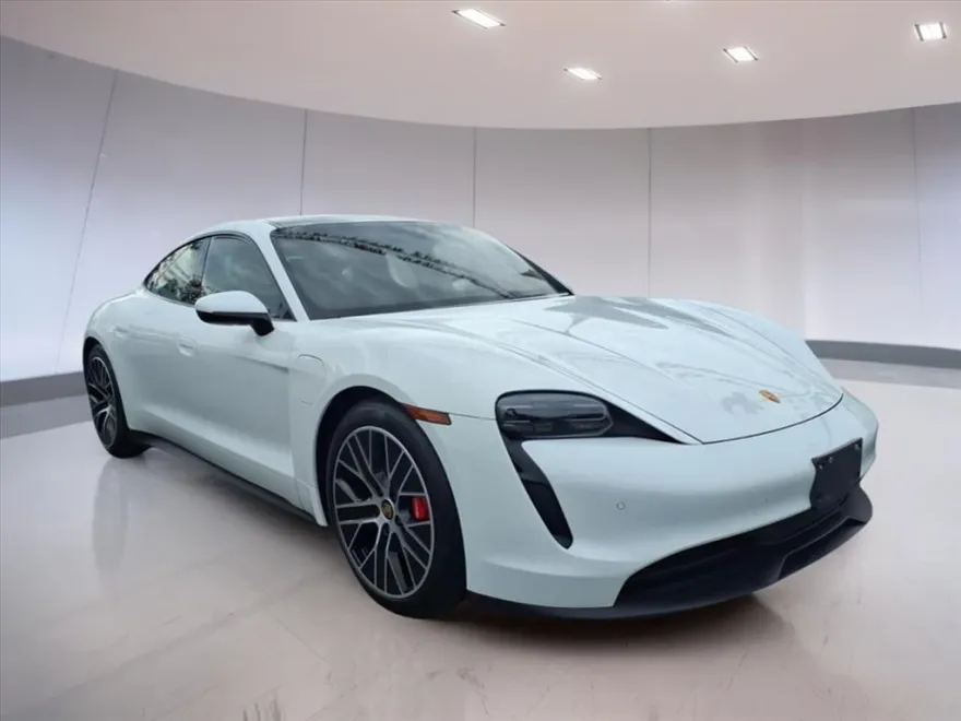 2021 Porsche Taycan 4S photo 1