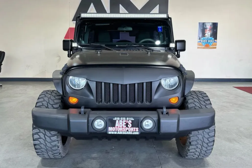 2011 Jeep Wrangler Unlimited Sport photo 1