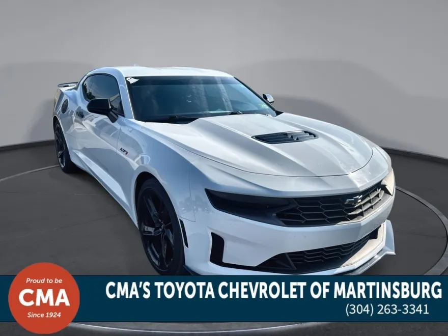 2022 Chevrolet Camaro LT1 photo 1